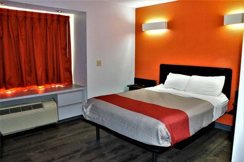 Quality Inn & Suites Watertown Fort Drum Calcium Exterior foto
